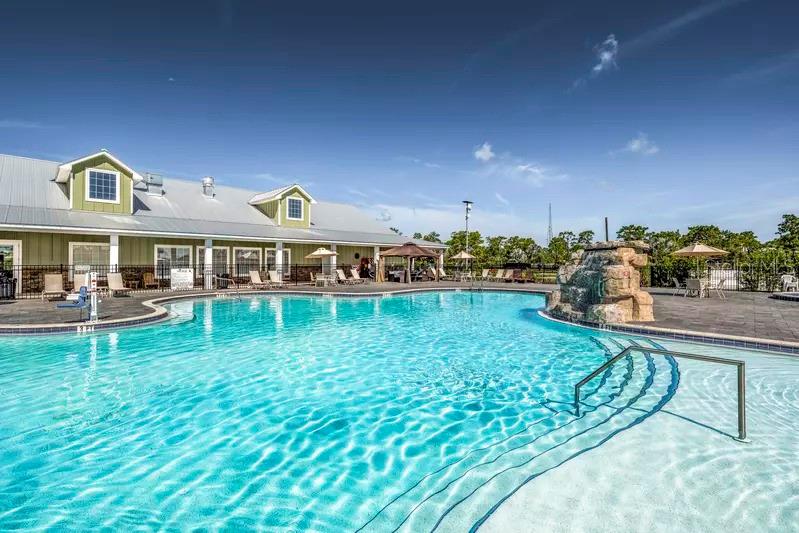 NONRESIDENTIAL CONDO - Land