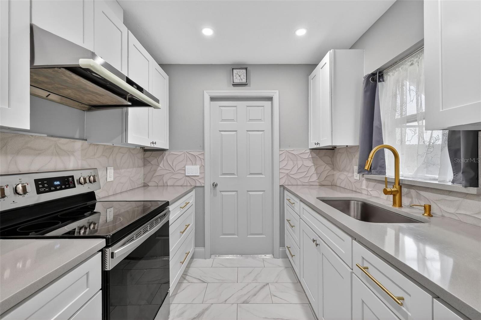ROLLING ACRES ESTATES - Residential