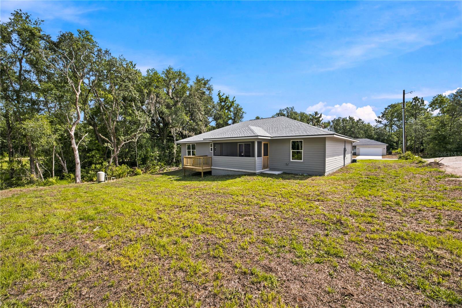 MARION OAKS - Residential