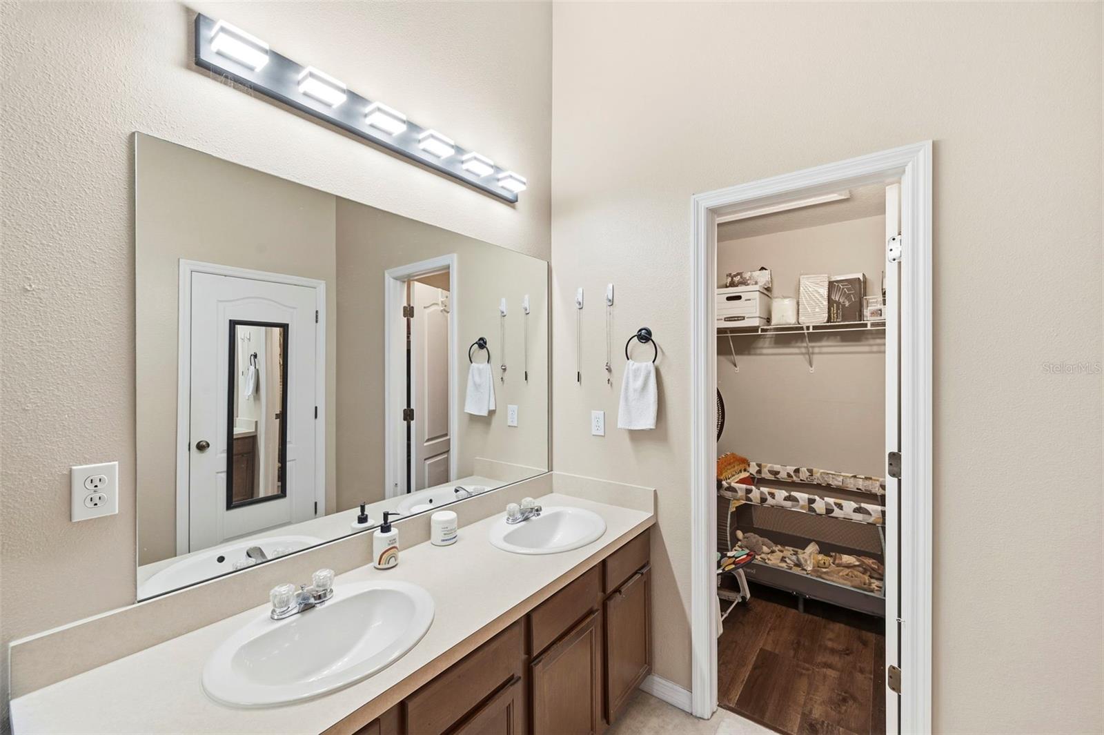 LITTLE RDG - Residential