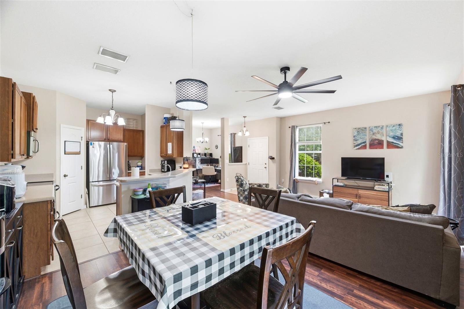LITTLE RDG - Residential
