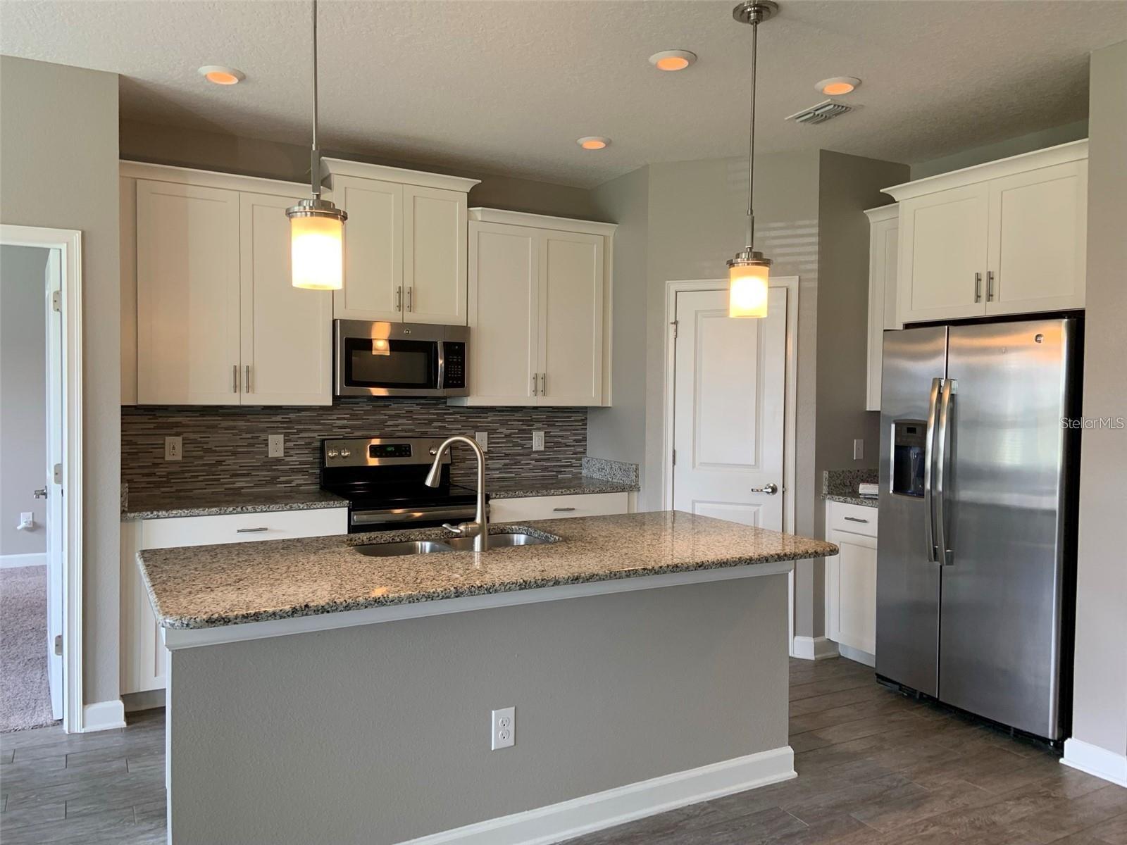 WYNDHAM LAKES ESTATES - Residential Lease