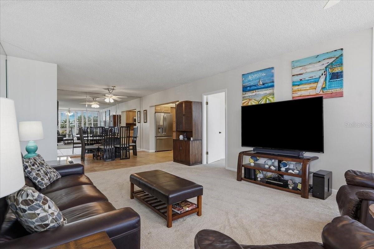 SEAMARK CONDO - Residential