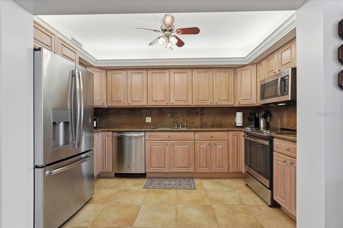 SEAMARK CONDO - Residential