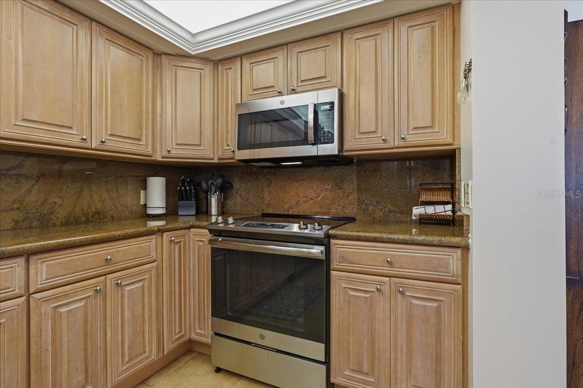 SEAMARK CONDO - Residential