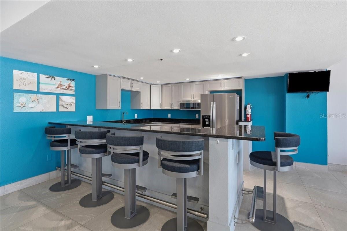 SEAMARK CONDO - Residential