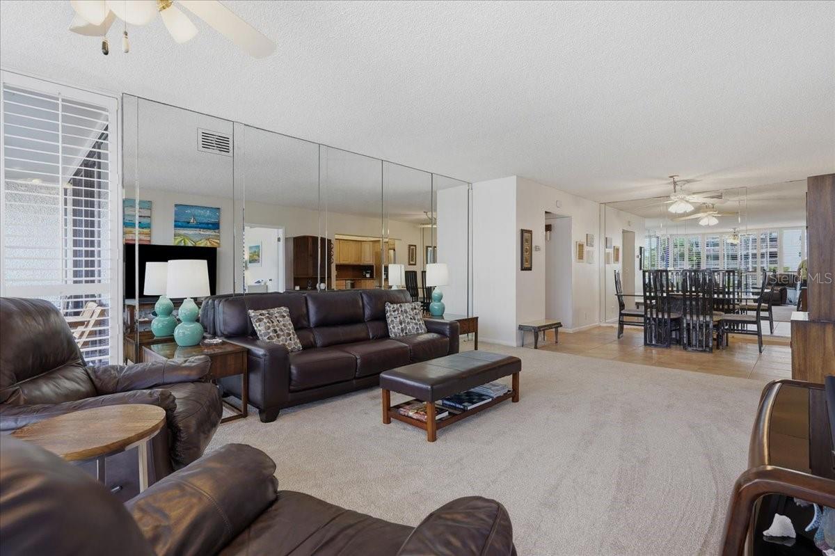 SEAMARK CONDO - Residential