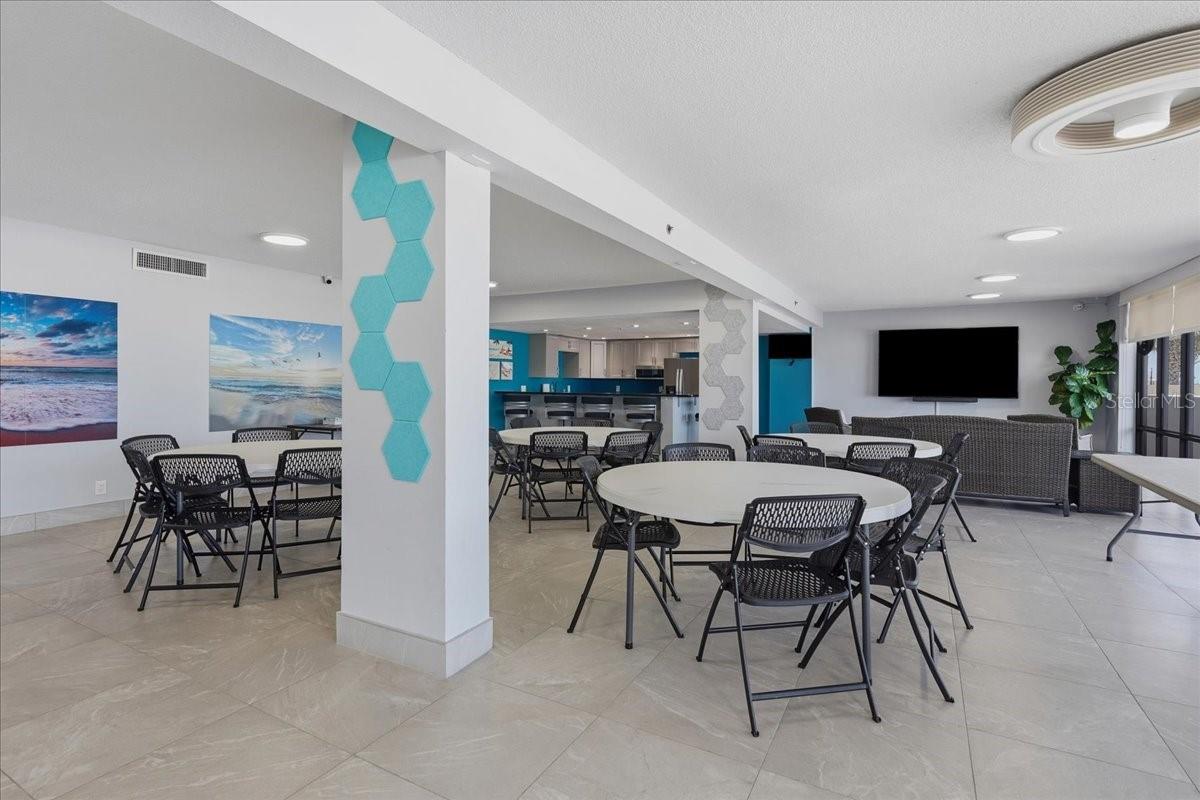 SEAMARK CONDO - Residential