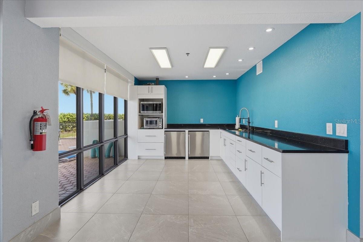 SEAMARK CONDO - Residential