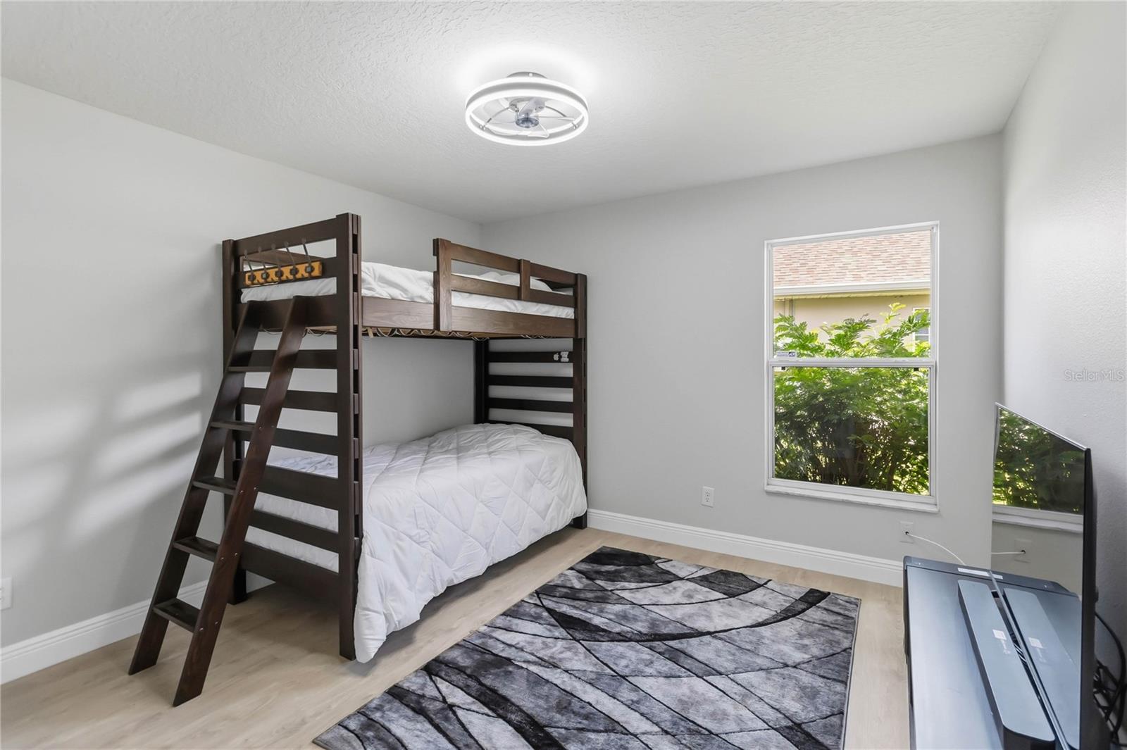 KEYSTONE POINTE PH 3 - Residential