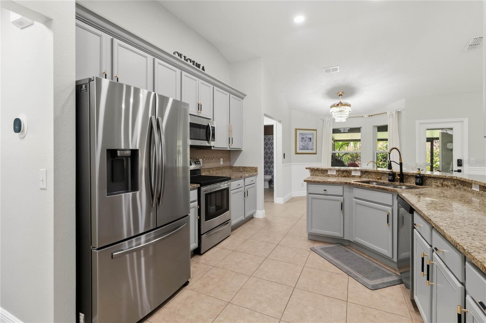 KEYSTONE POINTE PH 3 - Residential