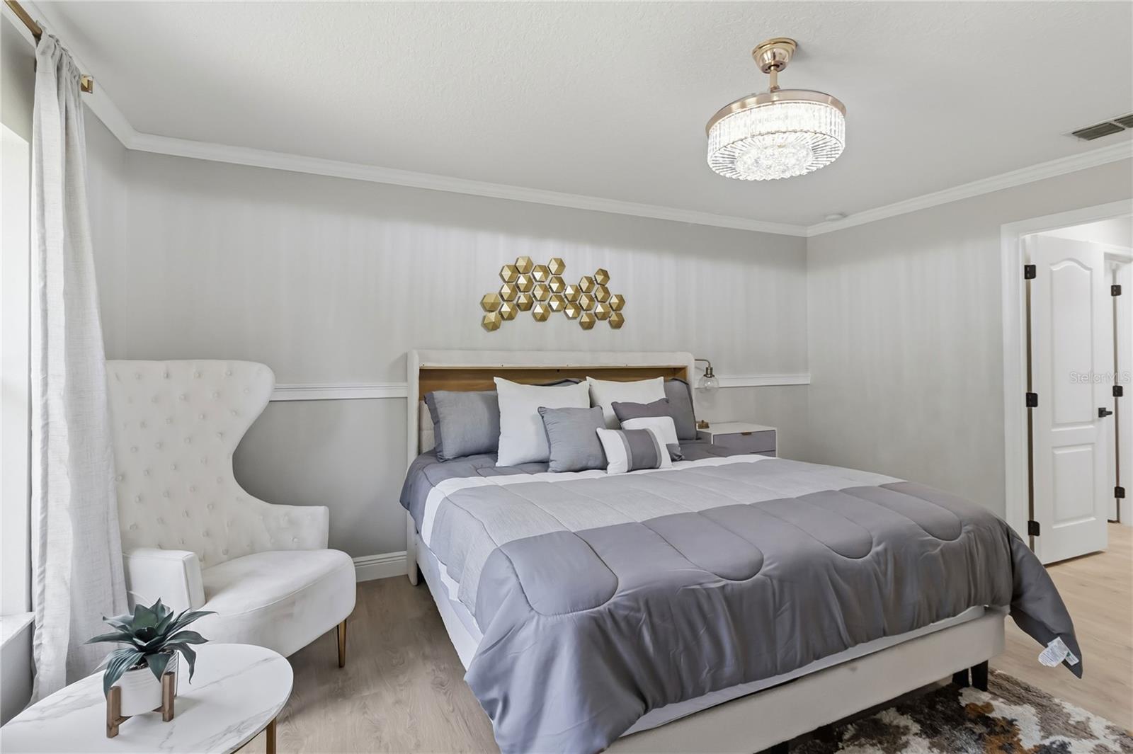 KEYSTONE POINTE PH 3 - Residential