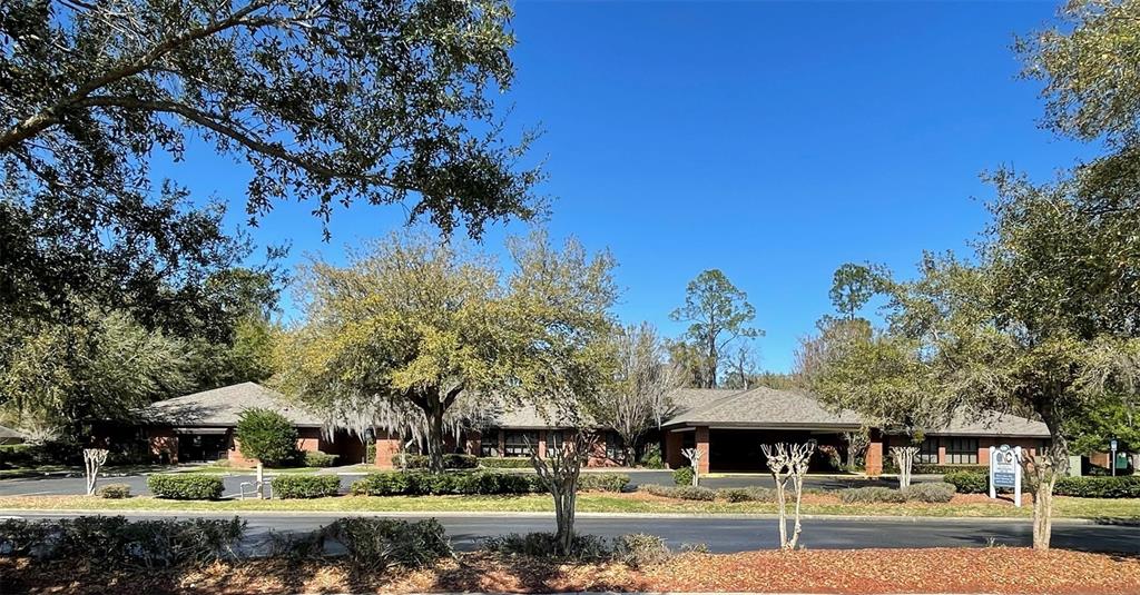 WINDSOR OAKS MEDICAL PARK - Commercial Sale