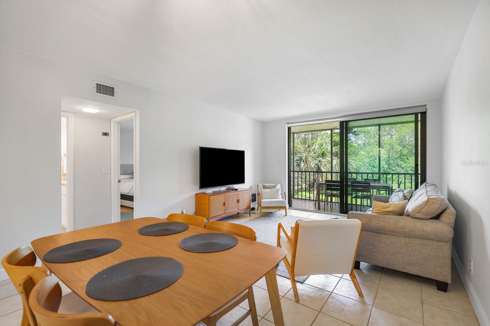 SEAPLACE VI - Residential