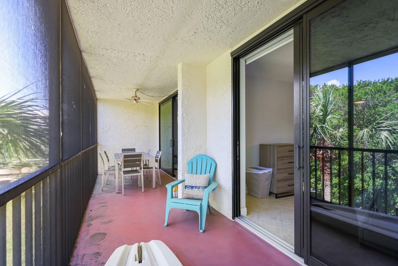 SEAPLACE VI - Residential