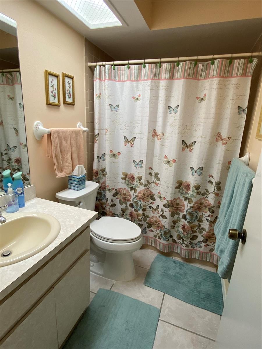 HIGHLAND LAKES VILLAS ON THE GREEN - Residential