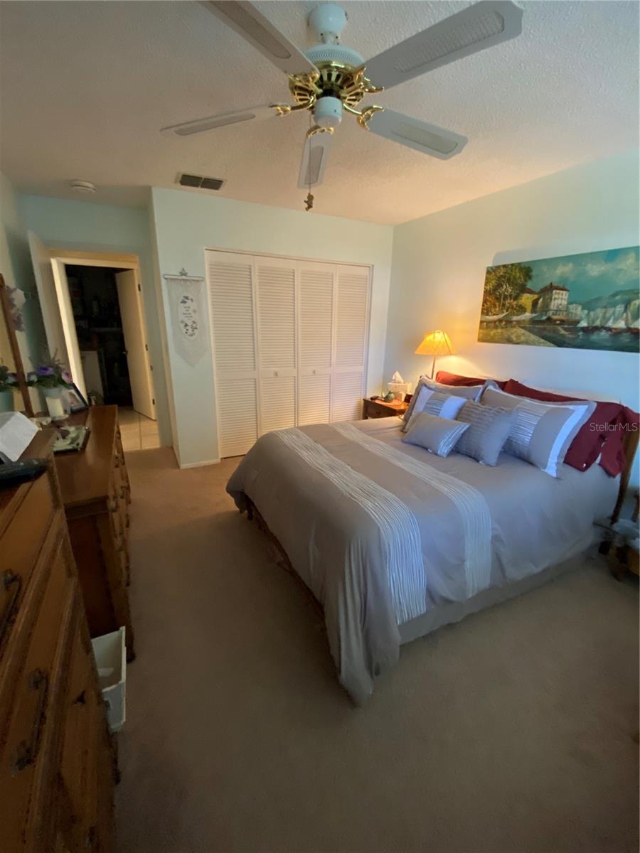 HIGHLAND LAKES VILLAS ON THE GREEN - Residential