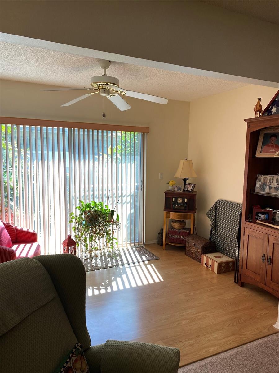 HIGHLAND LAKES VILLAS ON THE GREEN - Residential