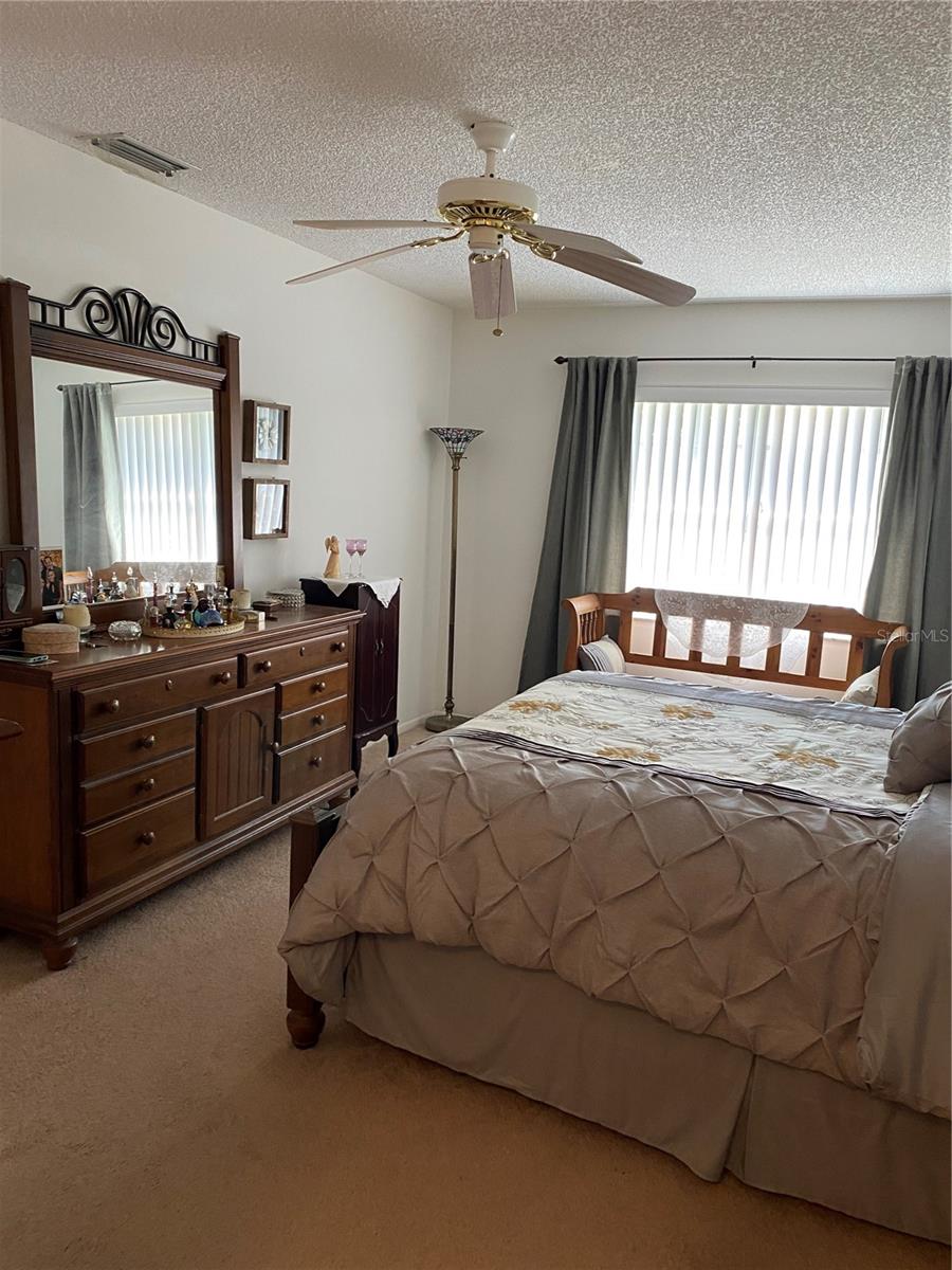 HIGHLAND LAKES VILLAS ON THE GREEN - Residential