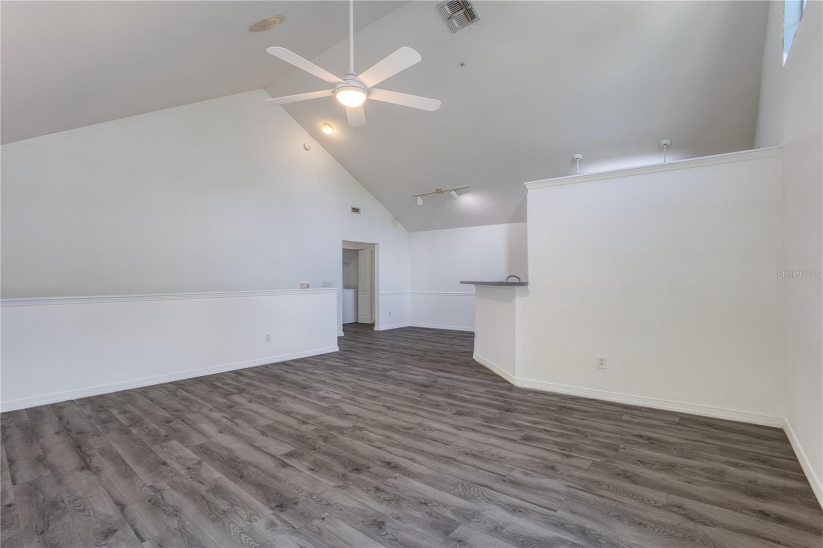 HAMPTONS/METROWEST - Residential