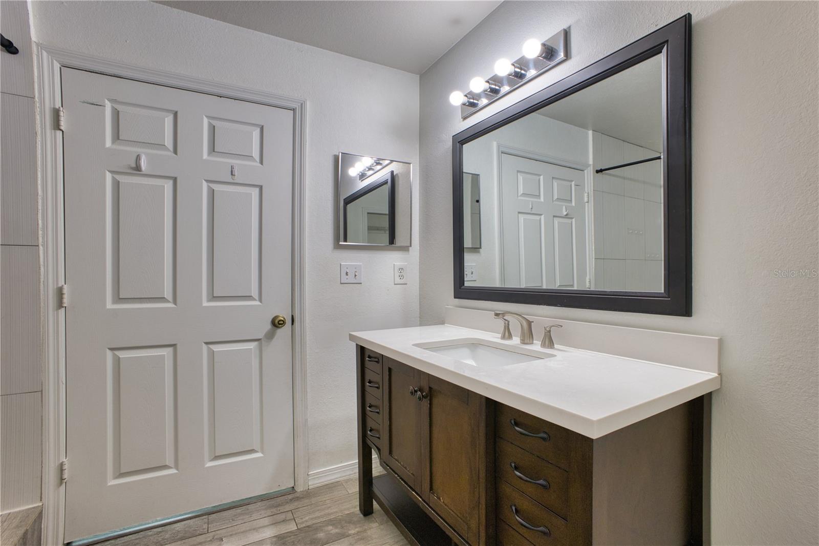 HAMPTONS/METROWEST - Residential