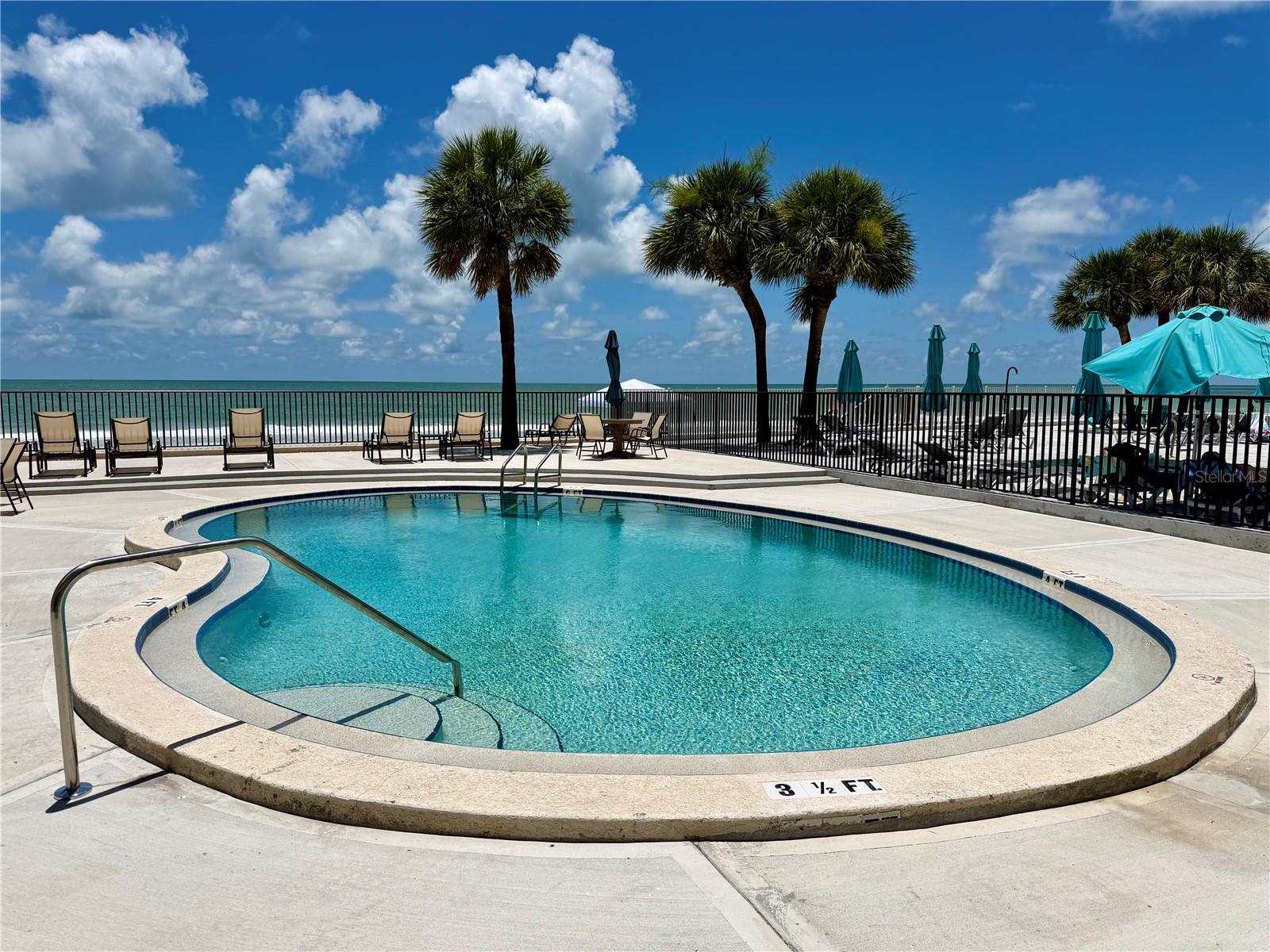 REDINGTON PLACE CONDO - Residential