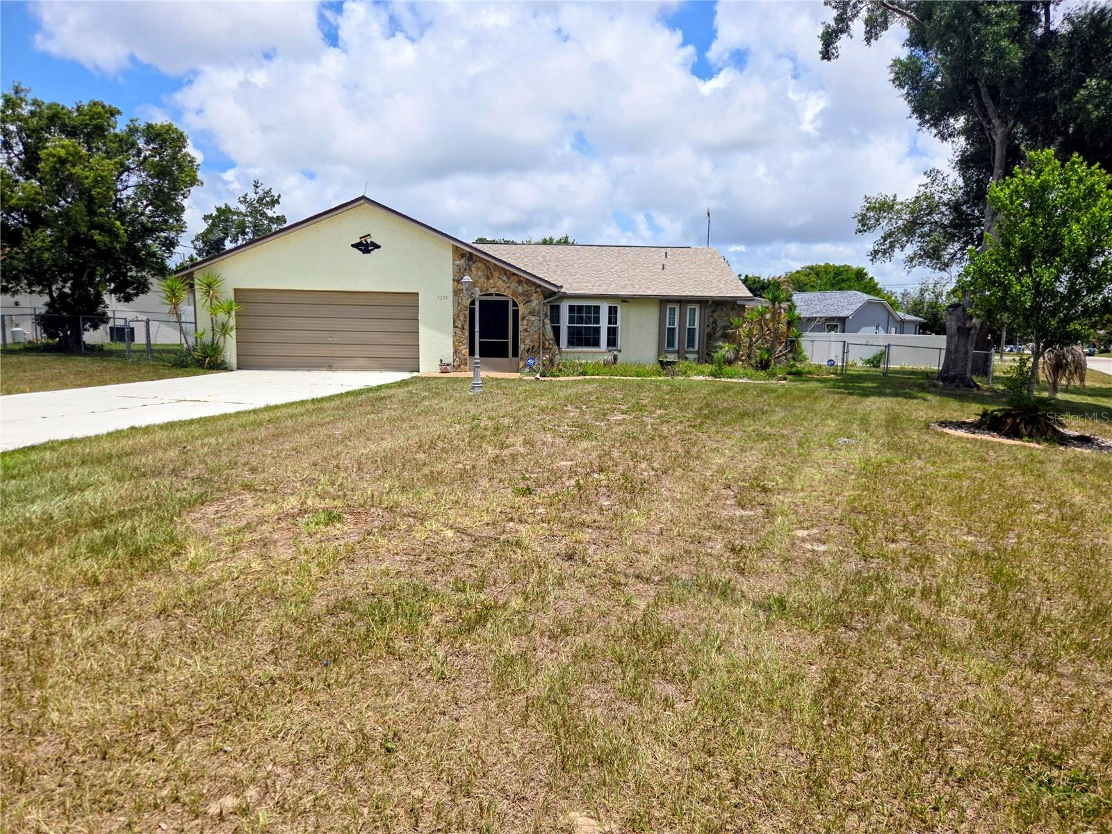 SPRING HILL - Residential
