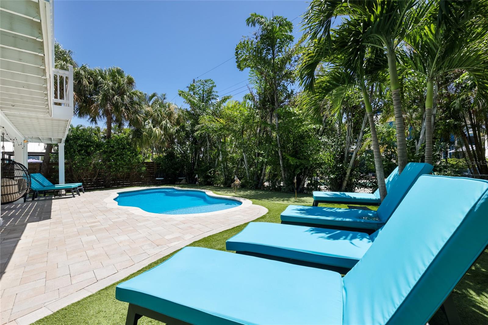 WEST WIND SHORES - Residential