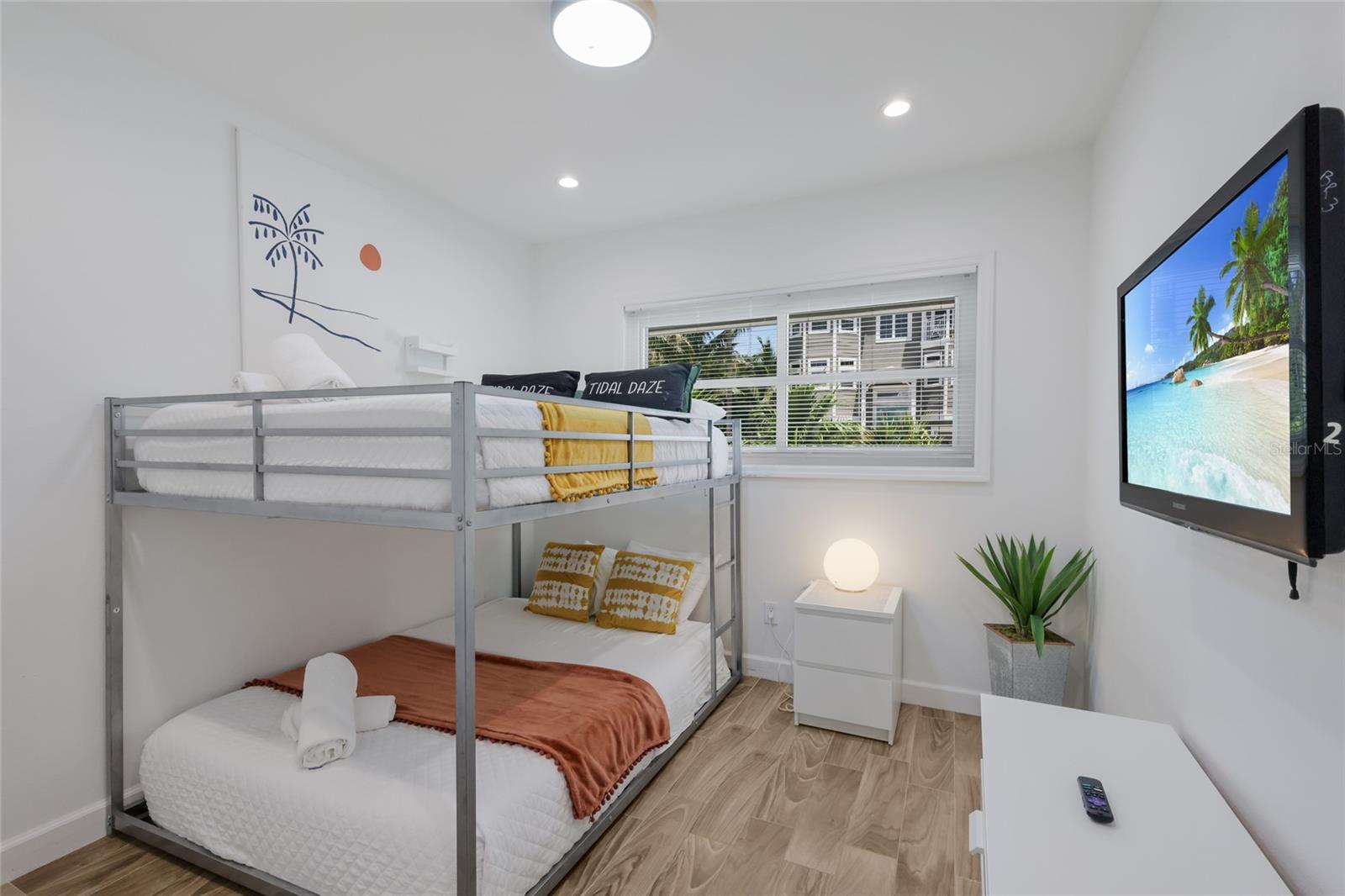 WEST WIND SHORES - Residential
