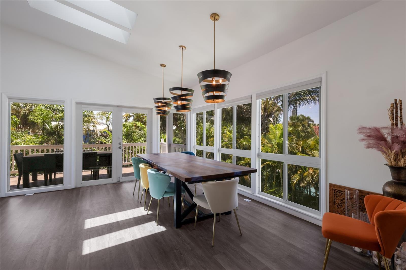 WEST WIND SHORES - Residential