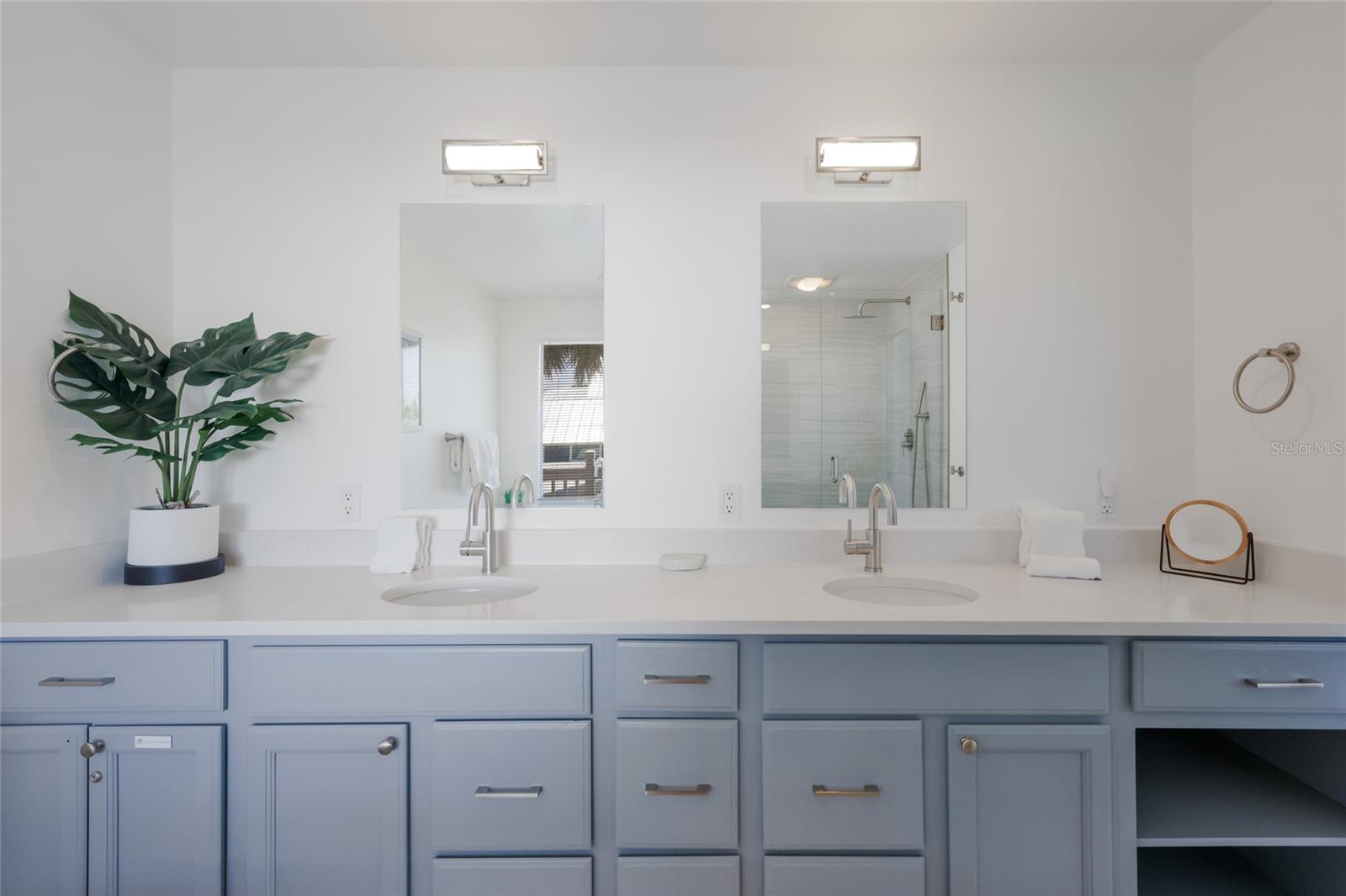 WEST WIND SHORES - Residential