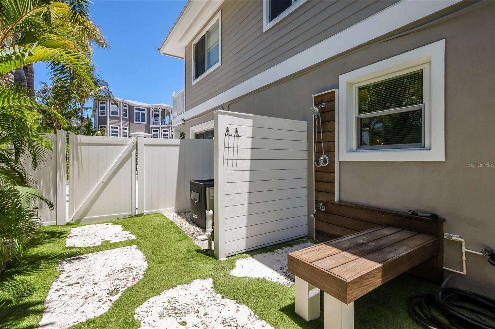 WEST WIND SHORES - Residential