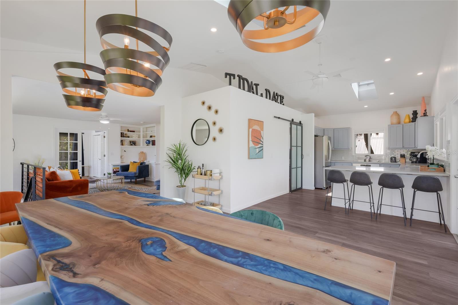 WEST WIND SHORES - Residential