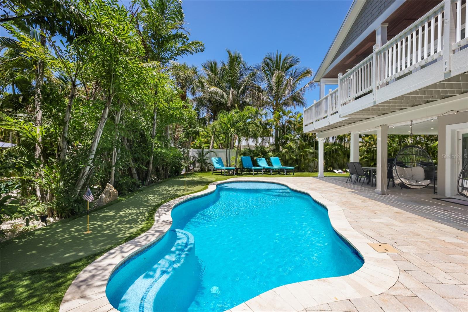 WEST WIND SHORES - Residential