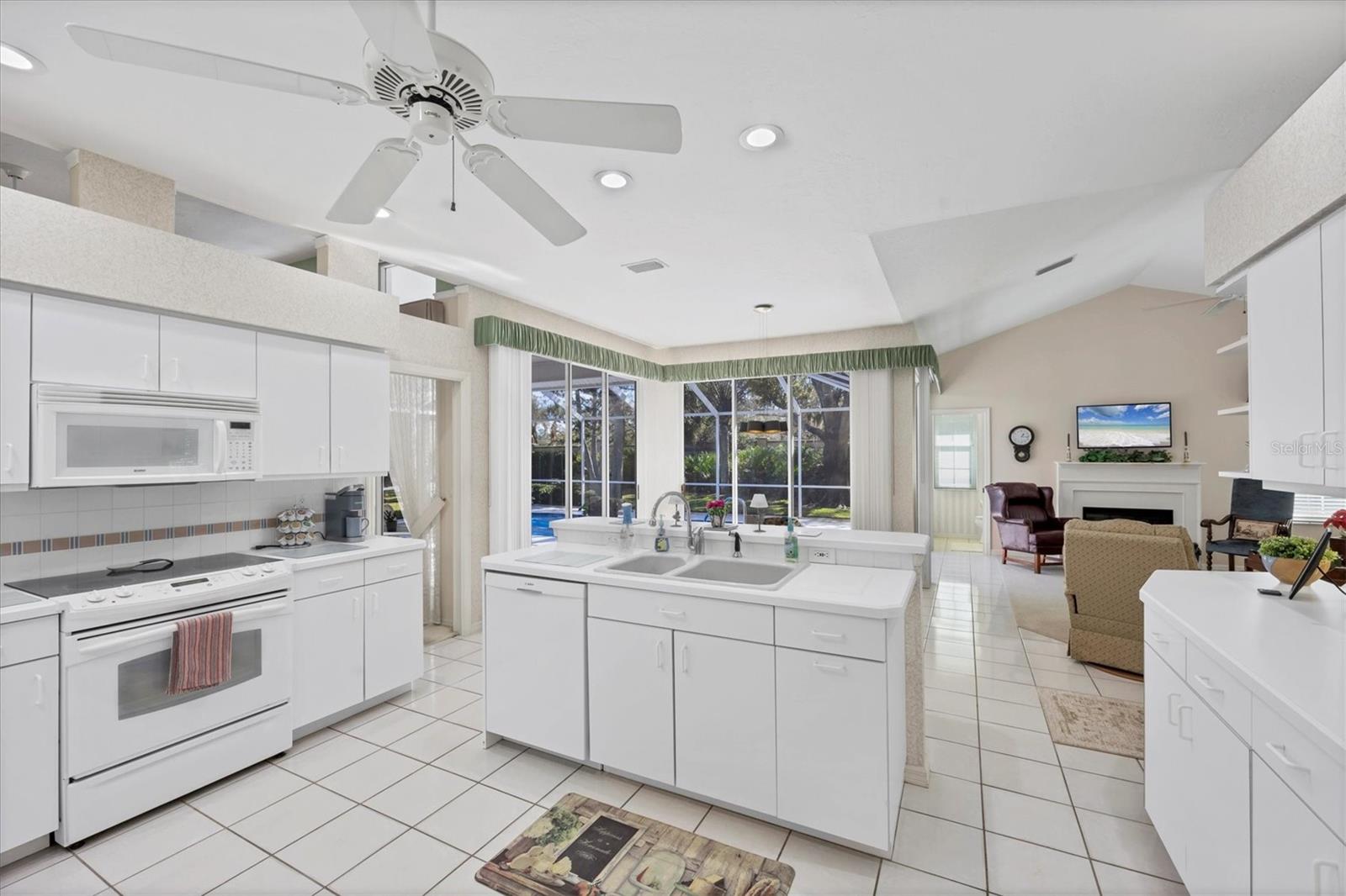 DEER CREEK - Residential