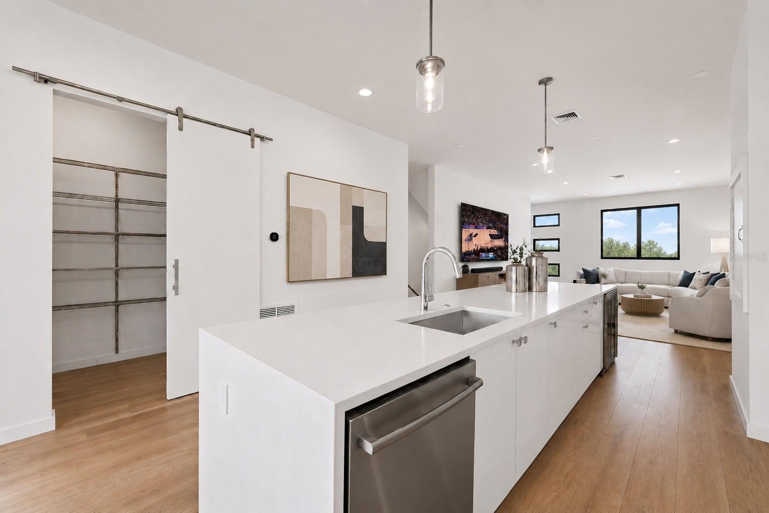 C59 | WEST PLAZA PLACE TOWNHOMES - Residential