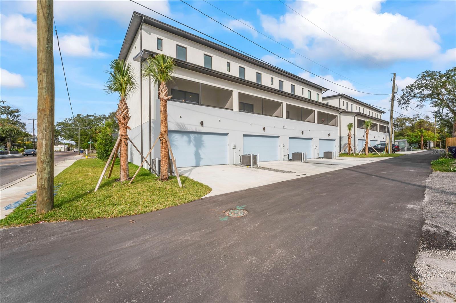 C59 | WEST PLAZA PLACE TOWNHOMES - Residential
