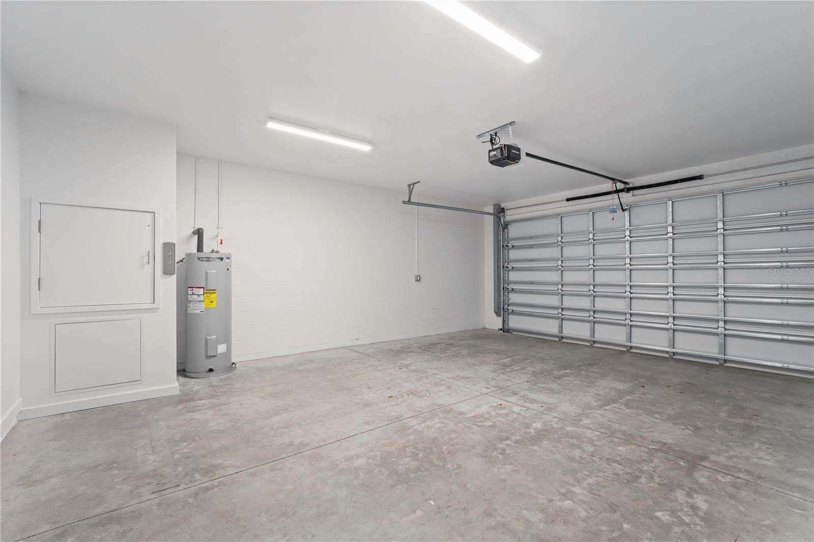 C59 | WEST PLAZA PLACE TOWNHOMES - Residential