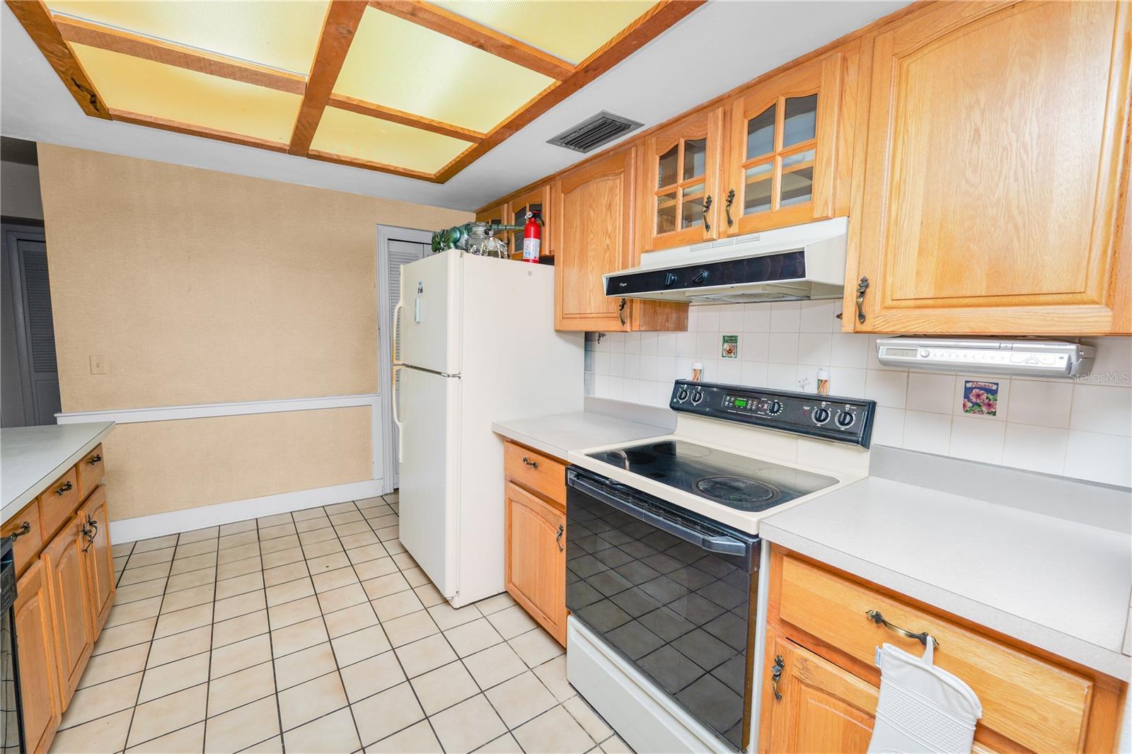 CARROLLWOOD MEADOWS UNIT II SE - Residential