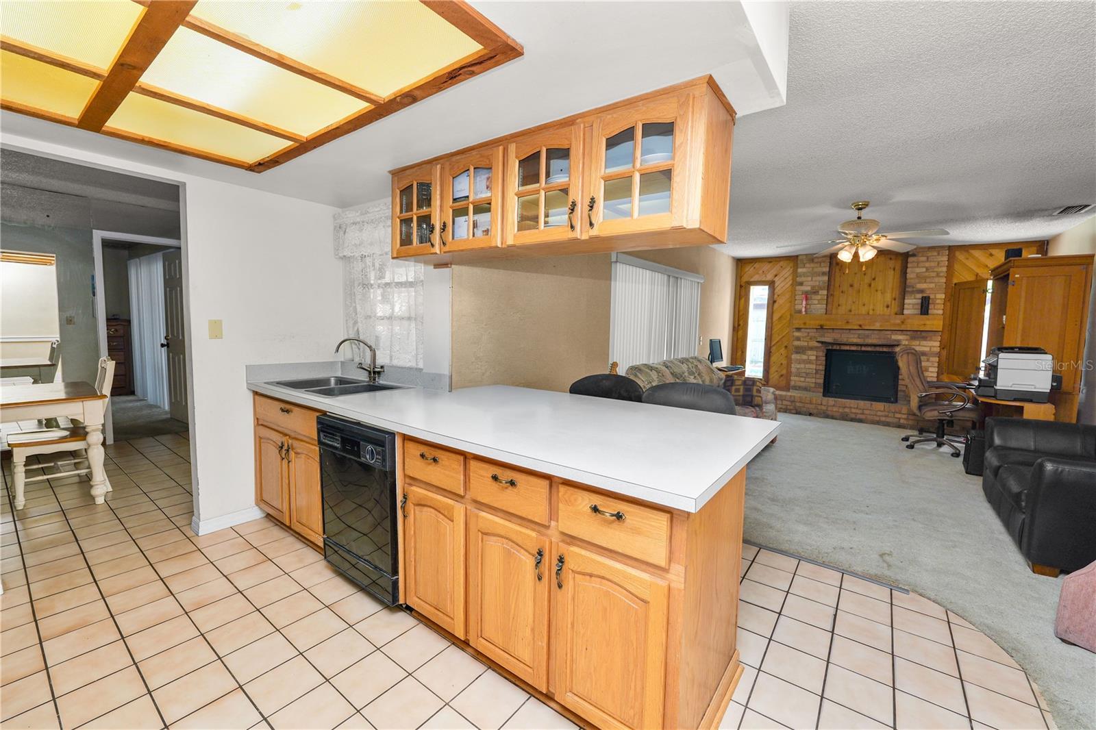CARROLLWOOD MEADOWS UNIT II SE - Residential