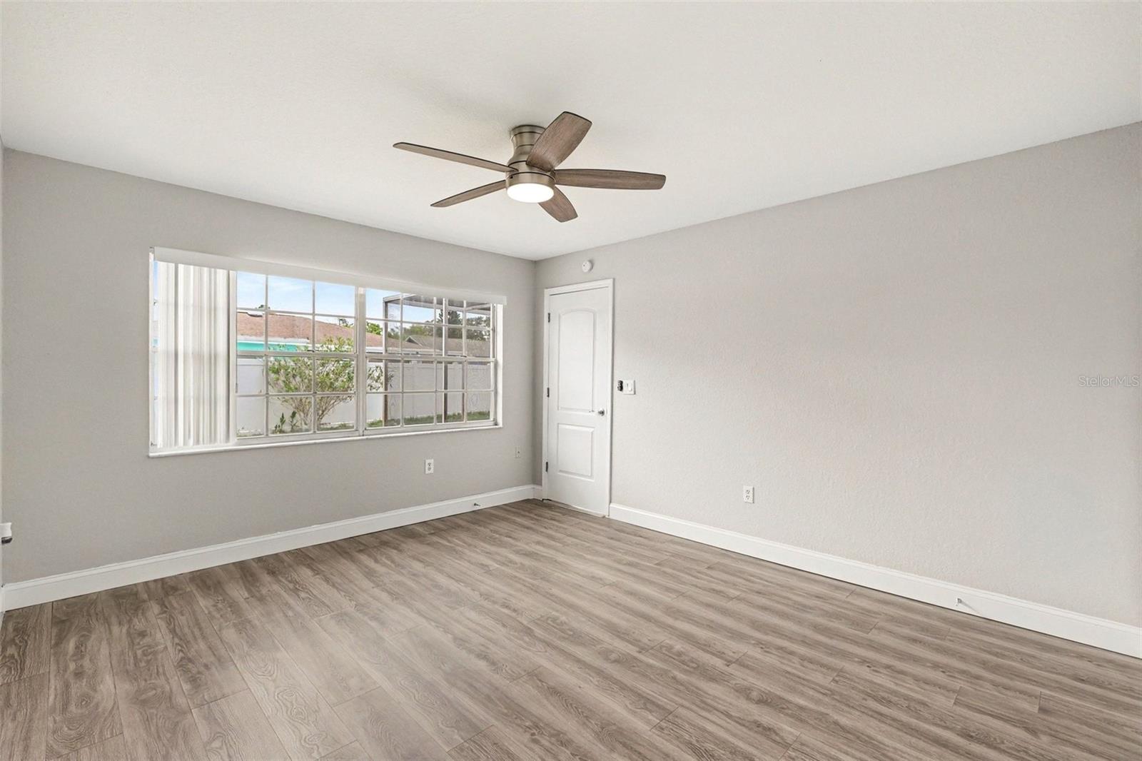 BEACON SQUARE - Residential