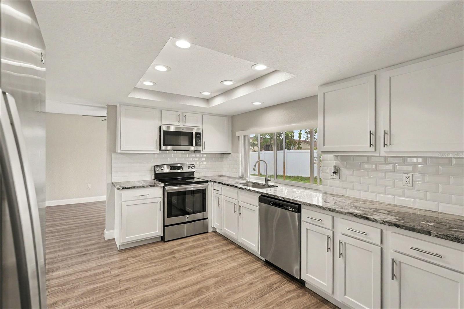 BEACON SQUARE - Residential