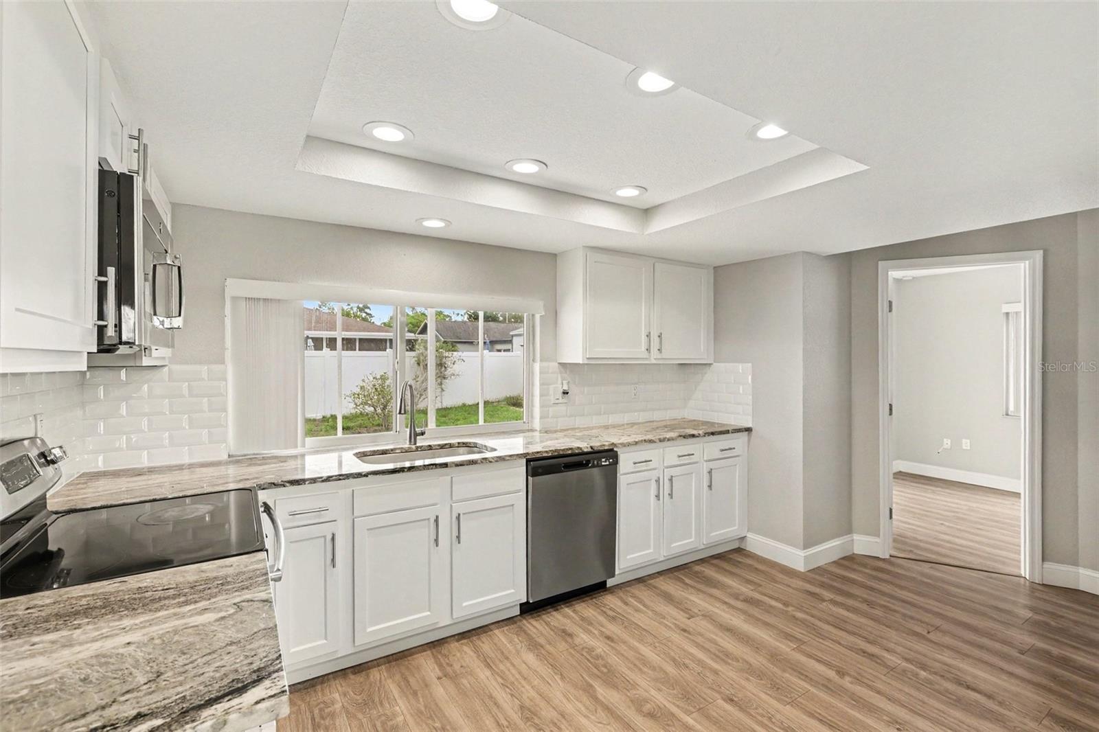 BEACON SQUARE - Residential