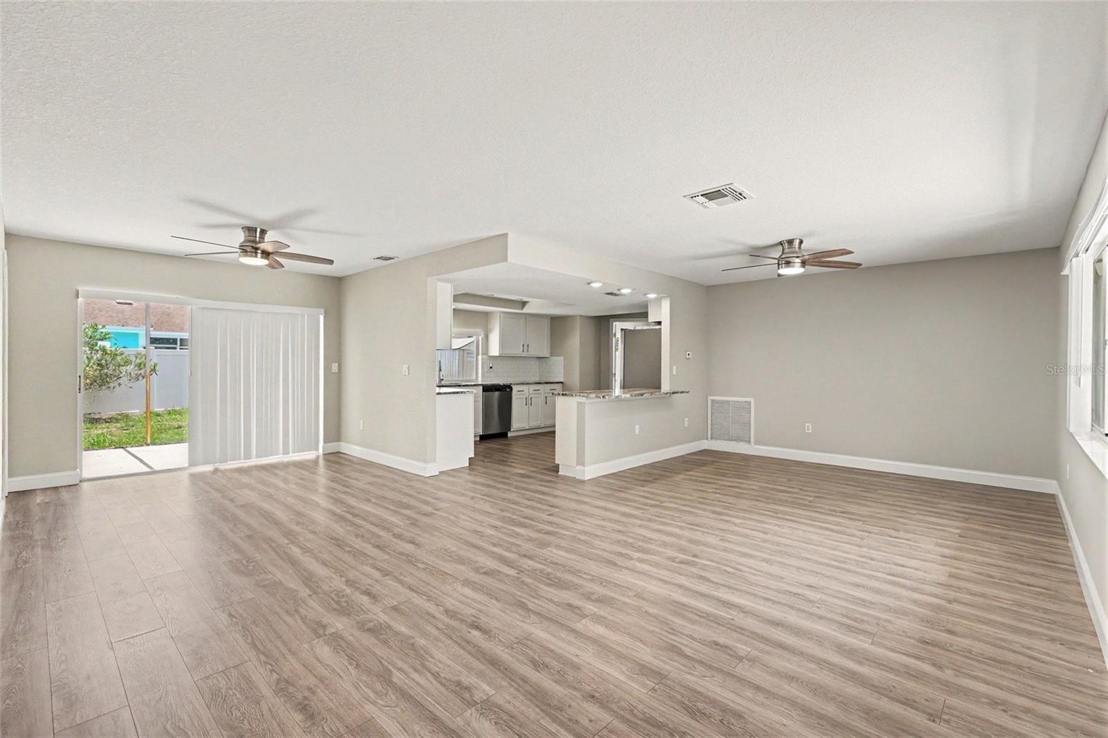 BEACON SQUARE - Residential