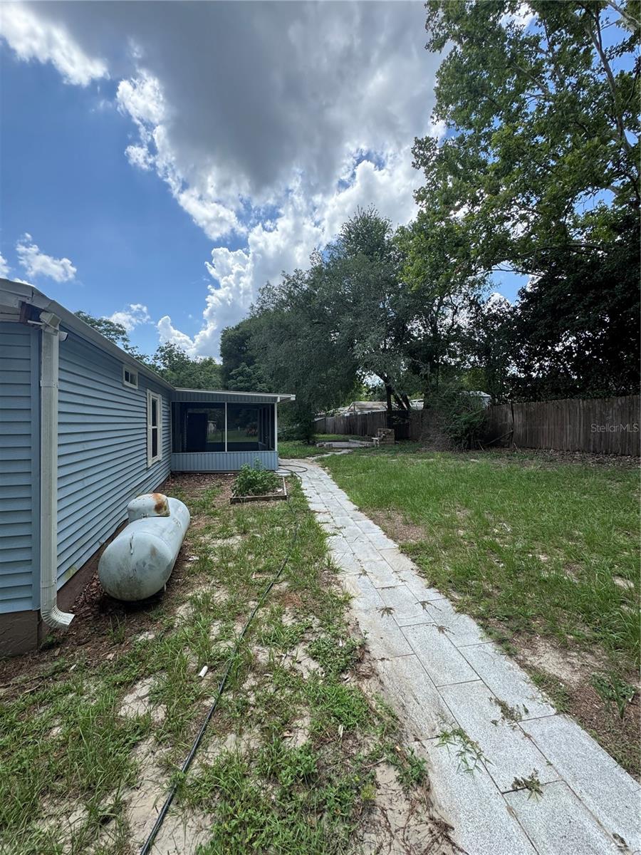 LAKE WEIR HEIGHTS - Residential