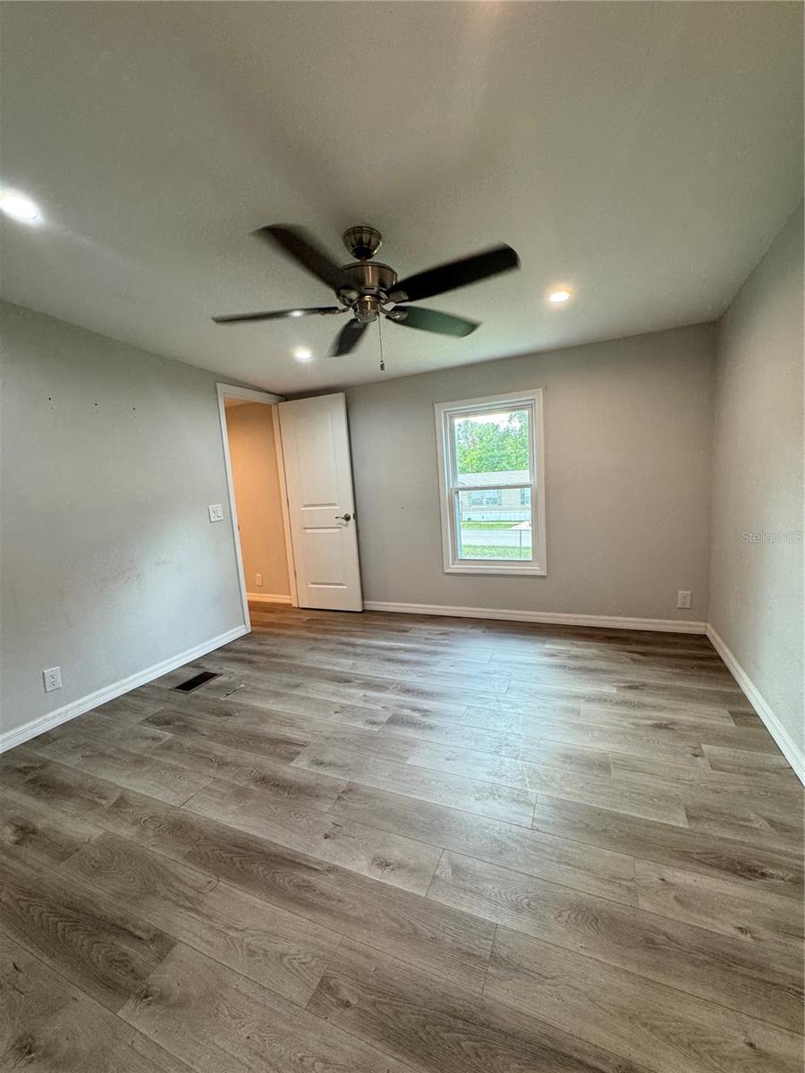LAKE WEIR HEIGHTS - Residential