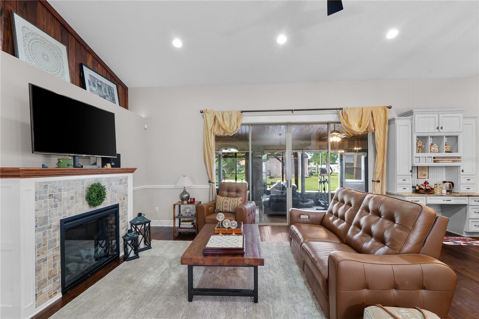 KINGSLAND COUNTRY ESTATE - Residential