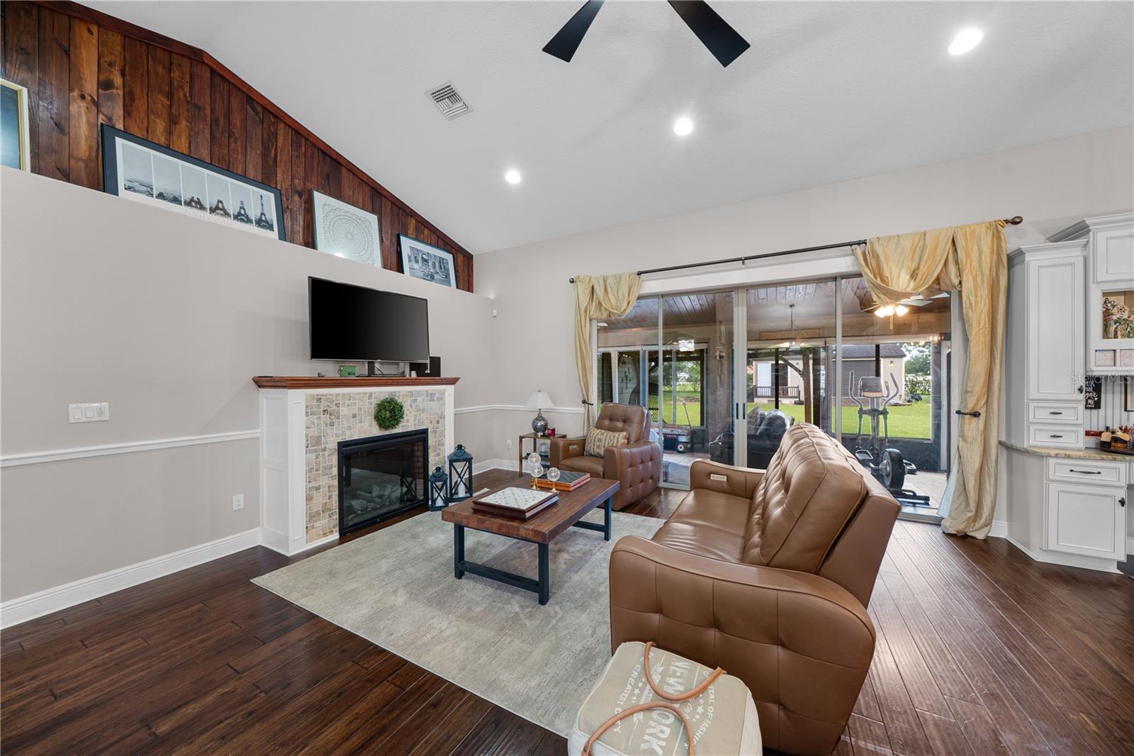 KINGSLAND COUNTRY ESTATE - Residential