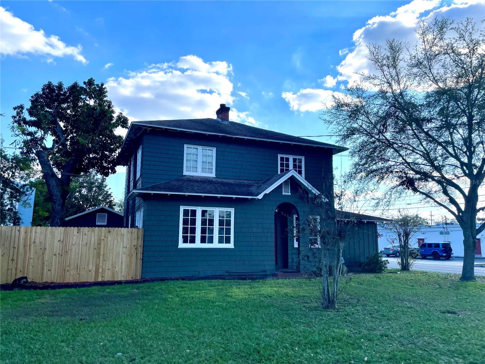 SEMINOLE HEIGHTS - Commercial Sale
