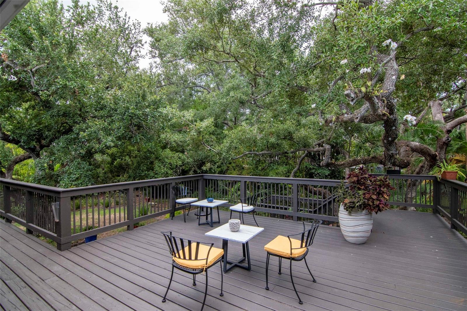 SHELL POINT - Residential